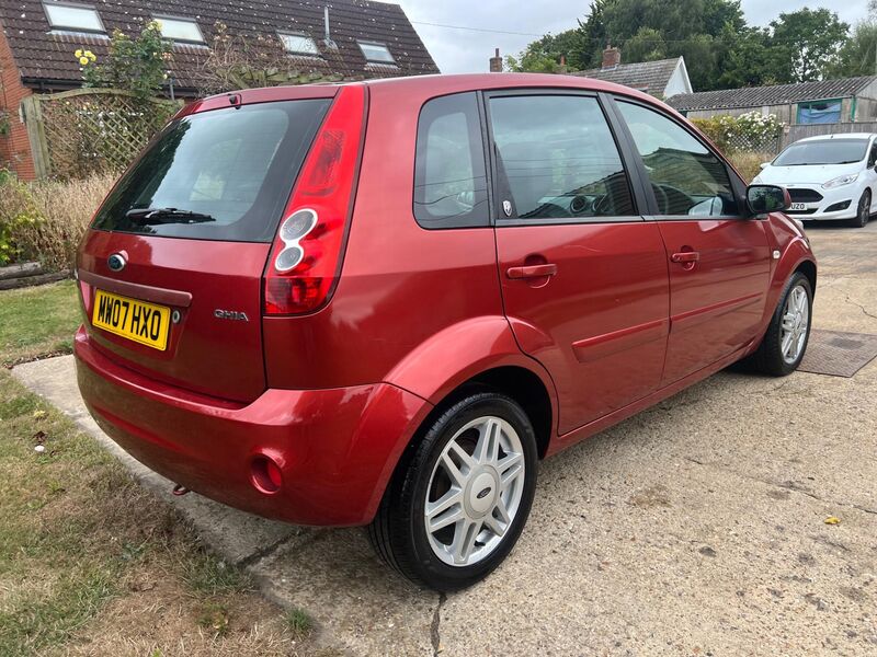FORD FIESTA