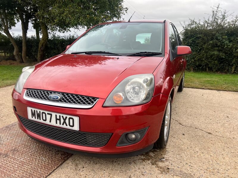 FORD FIESTA