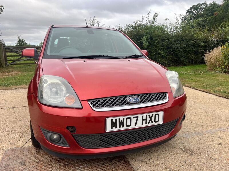 FORD FIESTA