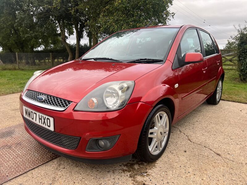 FORD FIESTA