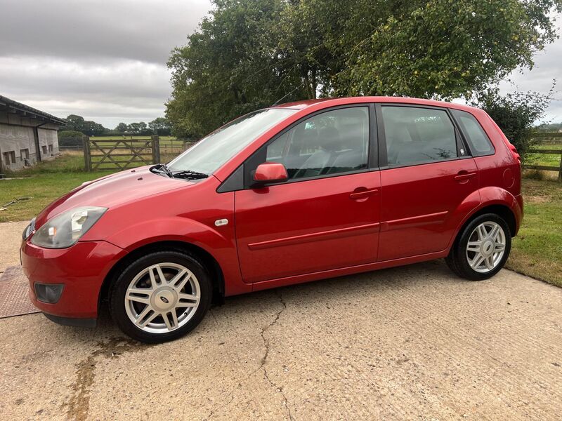 FORD FIESTA