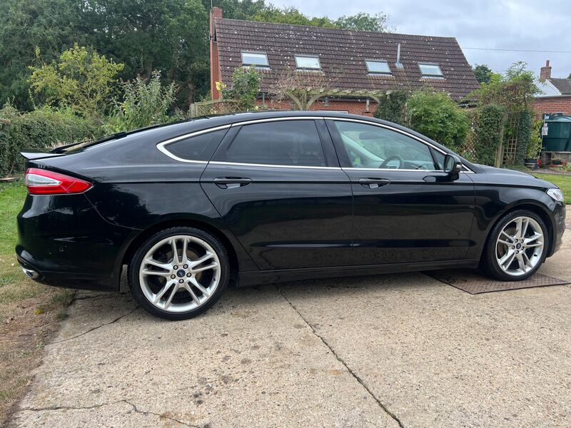 FORD MONDEO