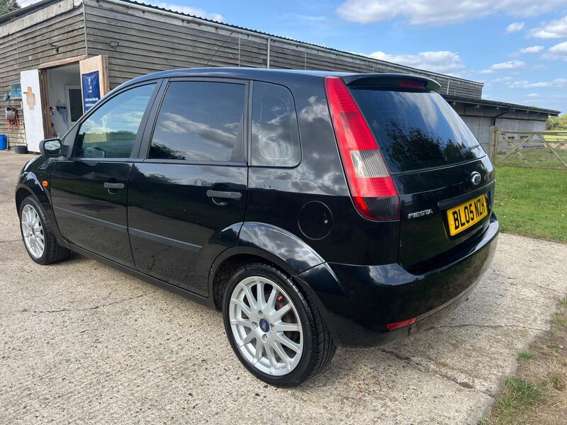 FORD FIESTA