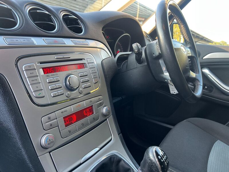 FORD GALAXY