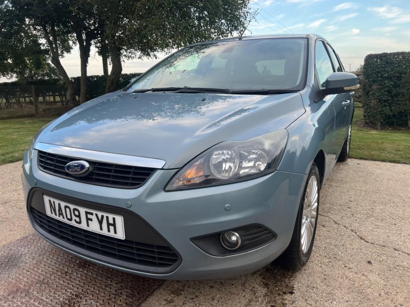 FORD FOCUS
