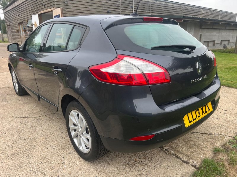 RENAULT MEGANE