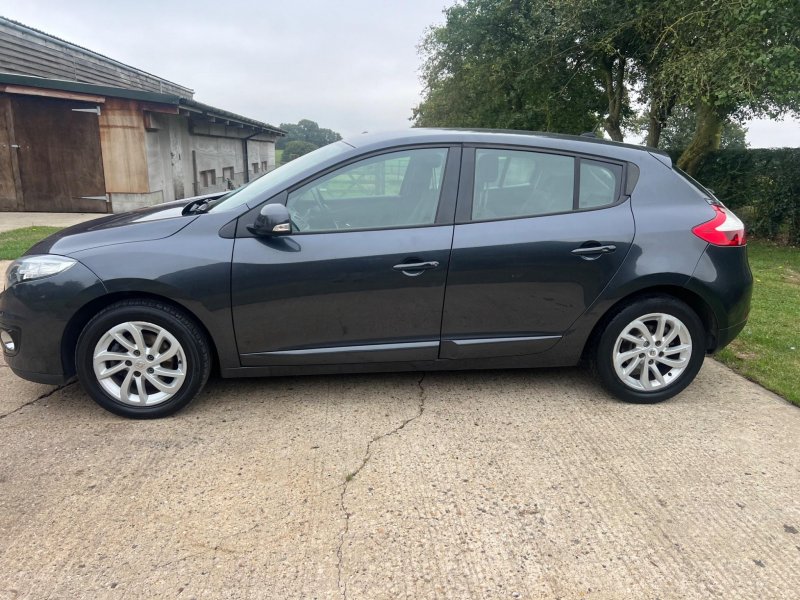 RENAULT MEGANE