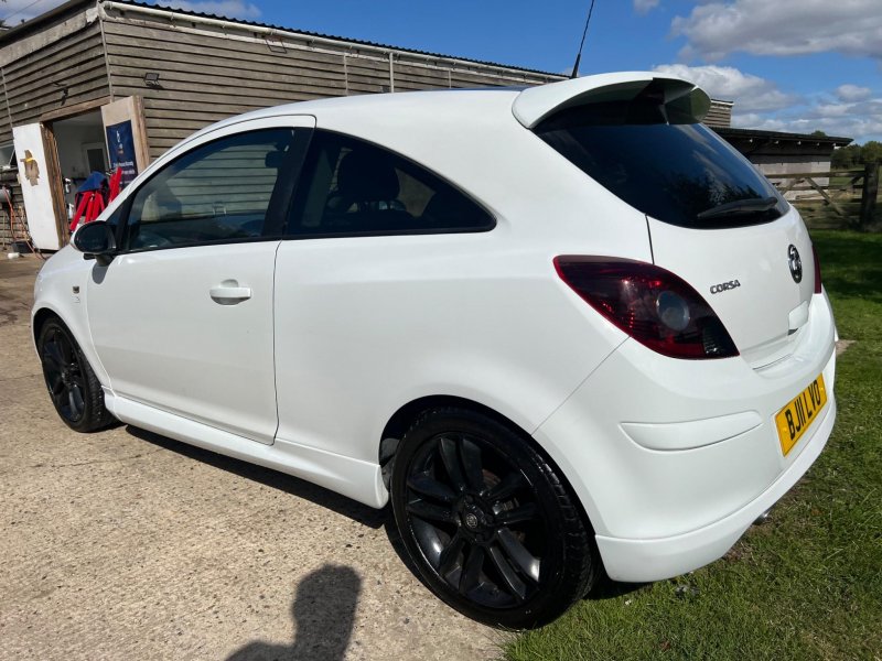 VAUXHALL CORSA