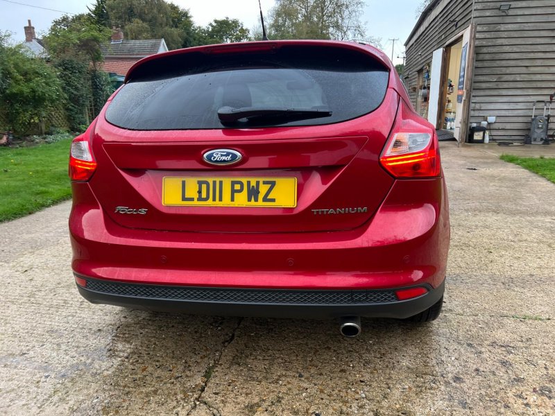 FORD FOCUS