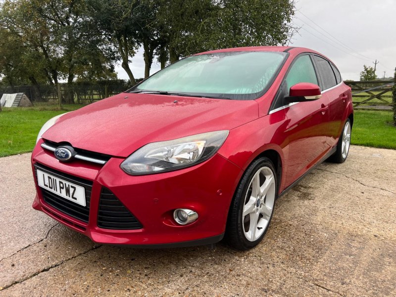 FORD FOCUS