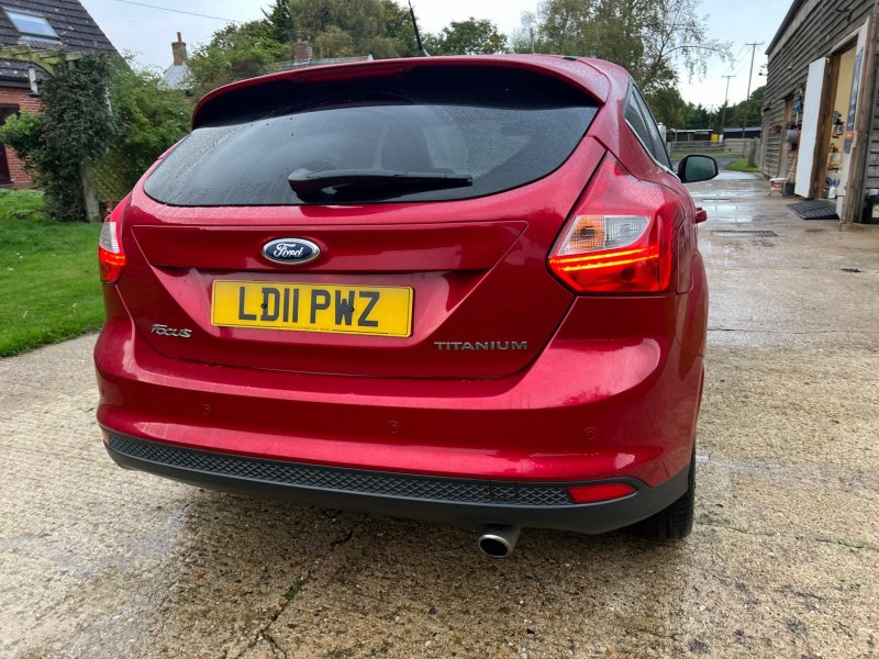 FORD FOCUS