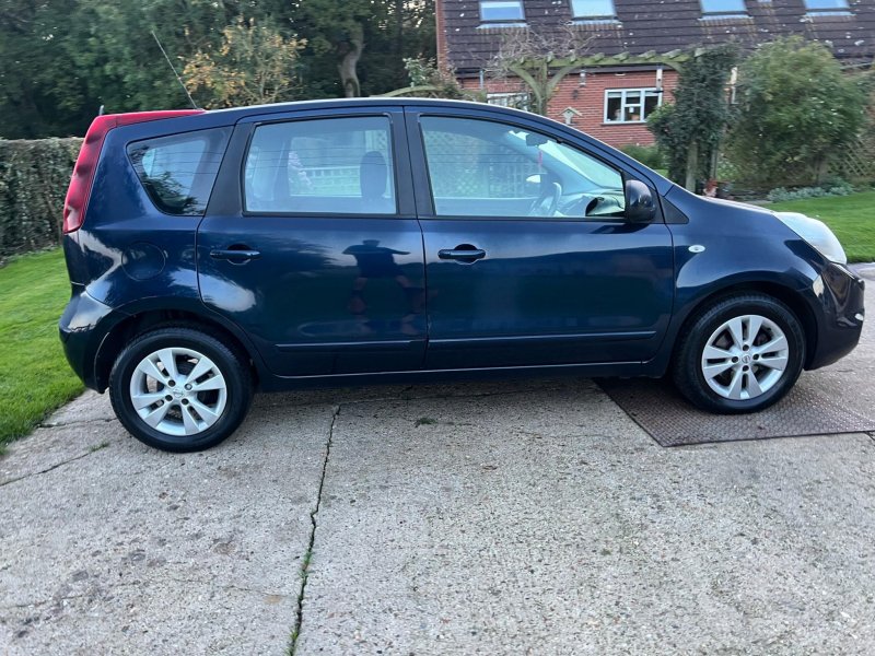 NISSAN NOTE