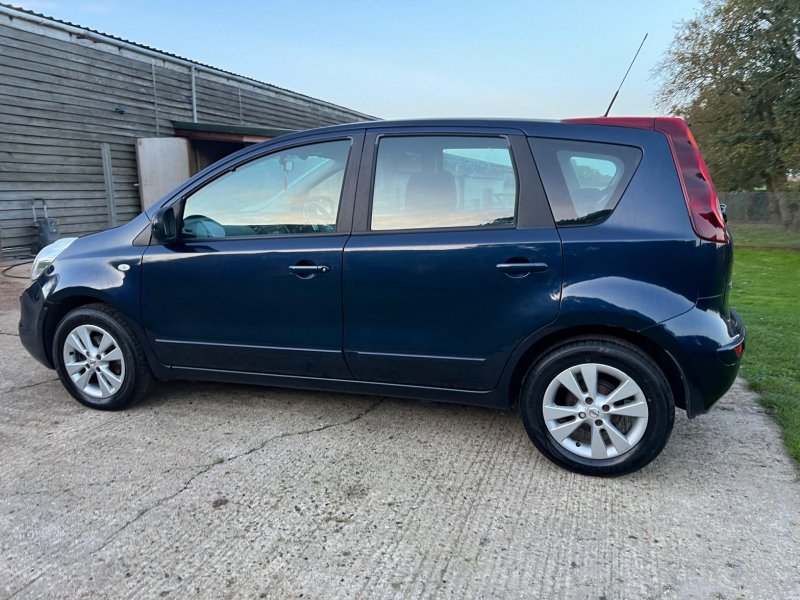 NISSAN NOTE