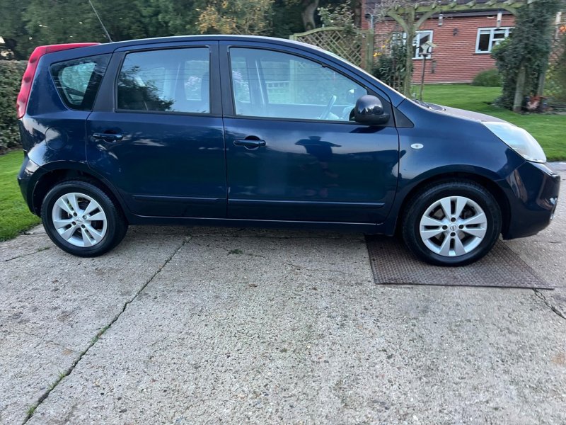 NISSAN NOTE