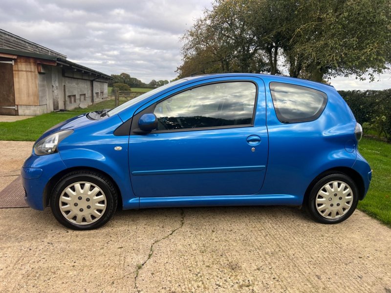 TOYOTA AYGO