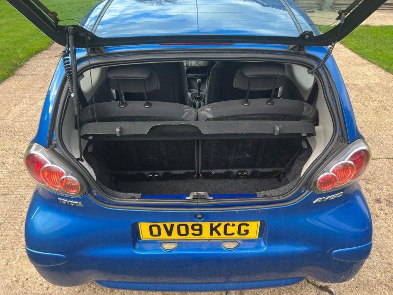 TOYOTA AYGO