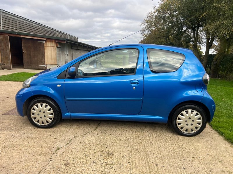 TOYOTA AYGO