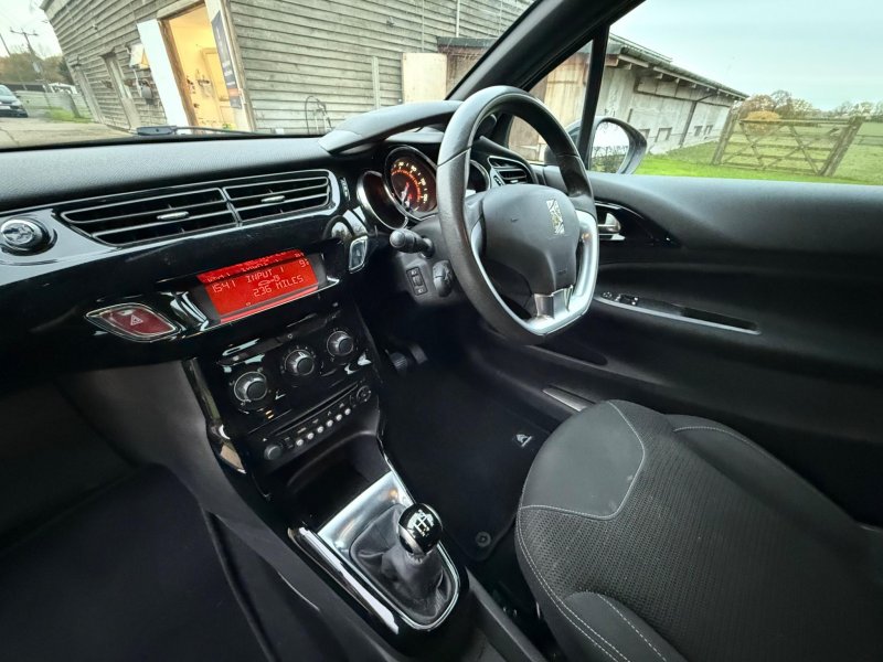 CITROEN DS3