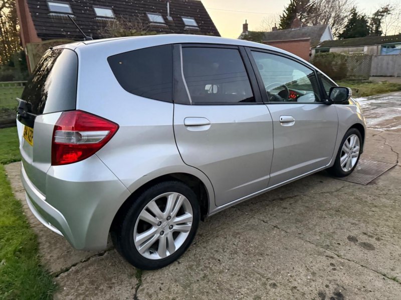 HONDA JAZZ