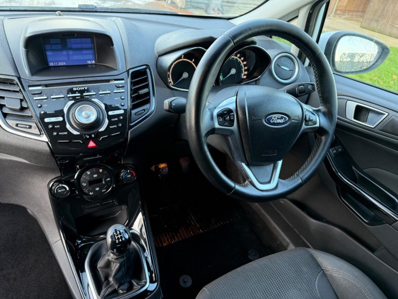FORD FIESTA
