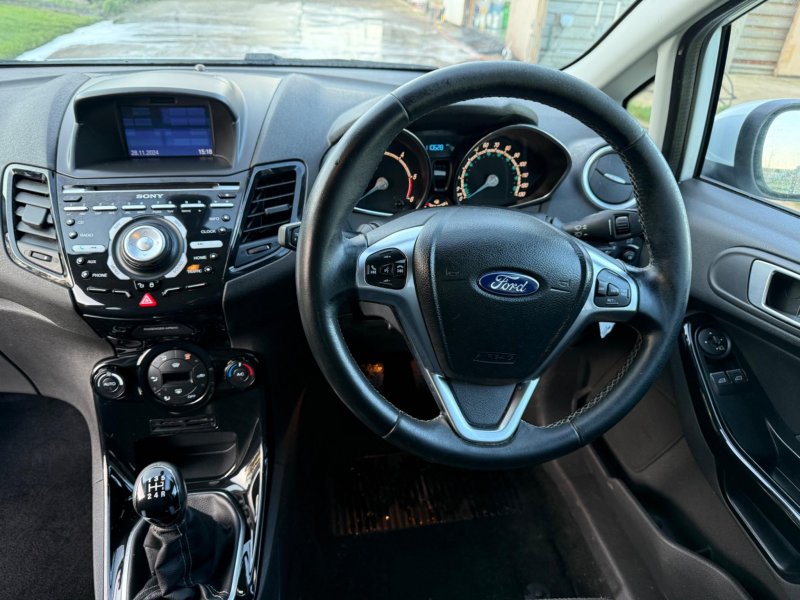 FORD FIESTA