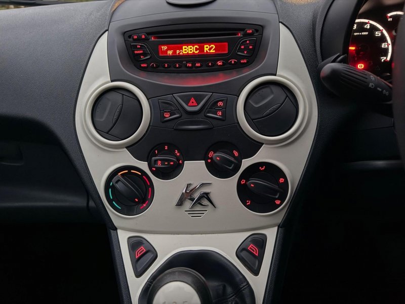 FORD KA