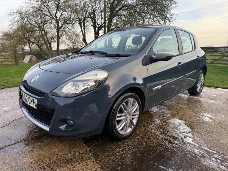 RENAULT CLIO