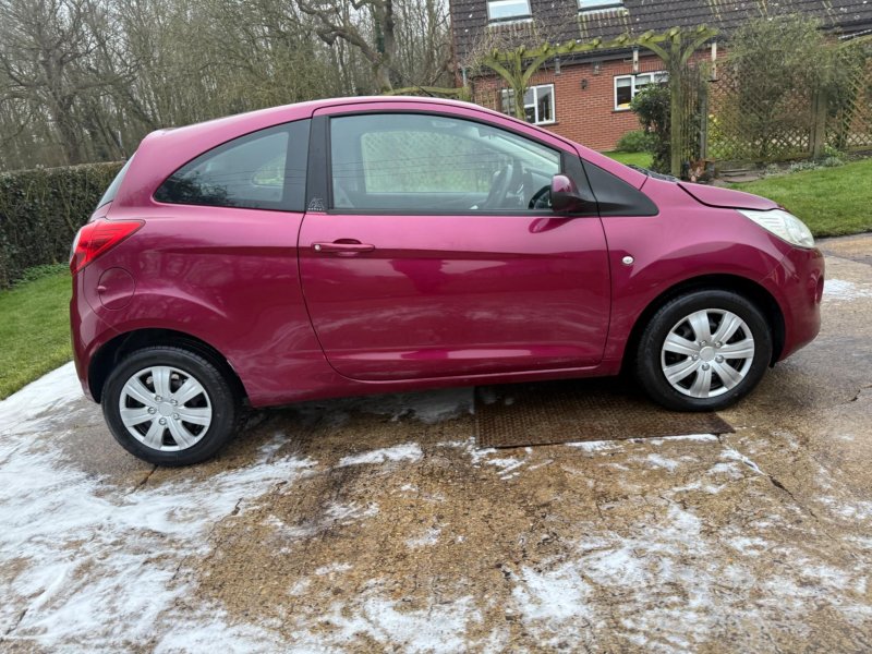 FORD KA