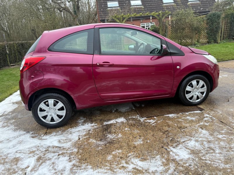FORD KA