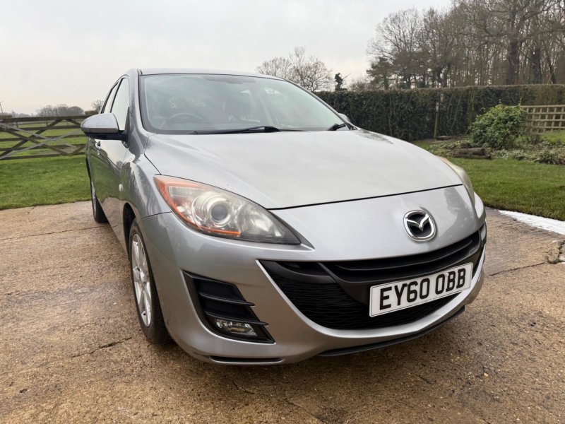 MAZDA MAZDA3