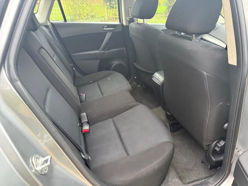 MAZDA MAZDA3