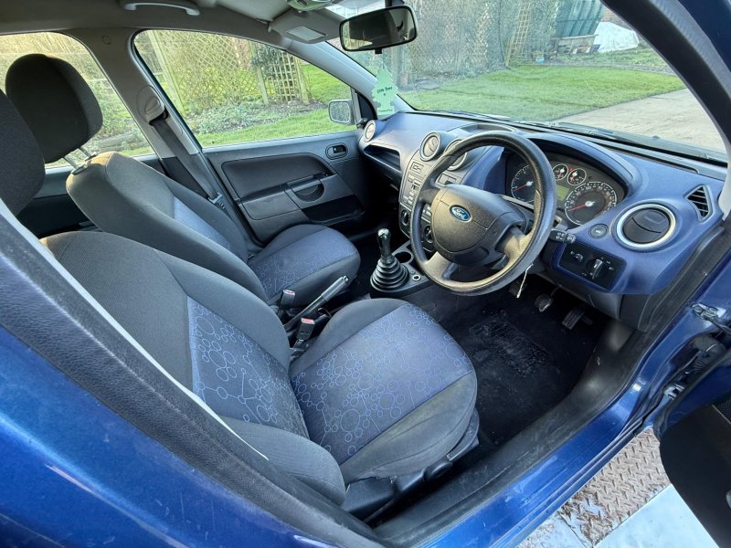 FORD FIESTA