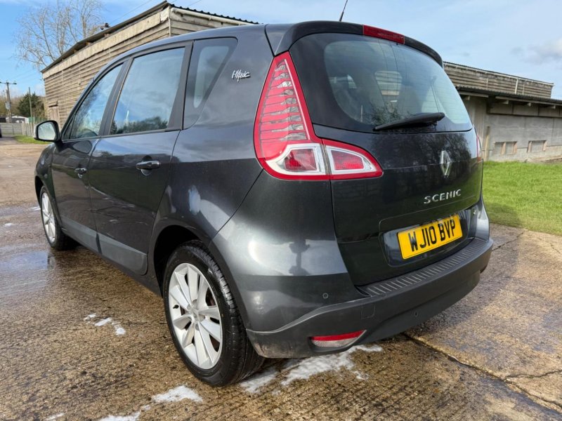 RENAULT SCENIC