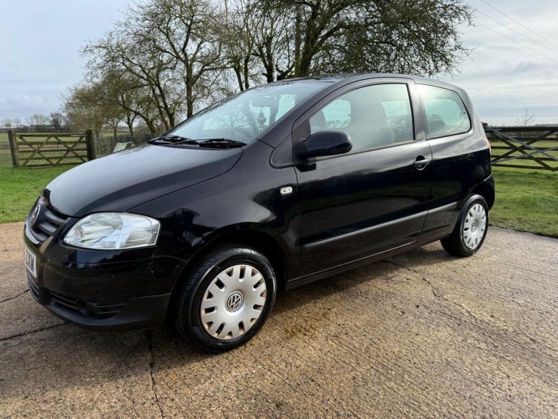 VOLKSWAGEN FOX