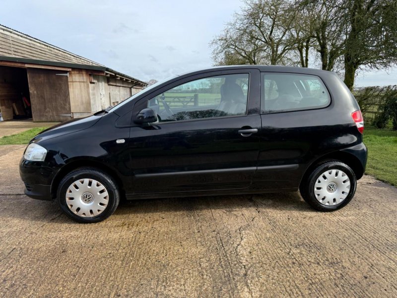 VOLKSWAGEN FOX