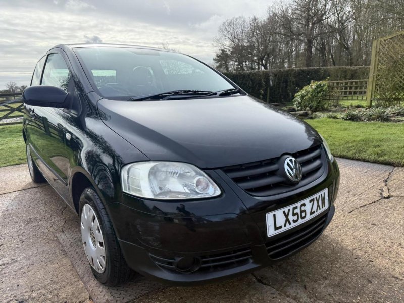 VOLKSWAGEN FOX