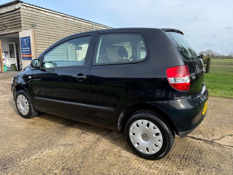 VOLKSWAGEN FOX