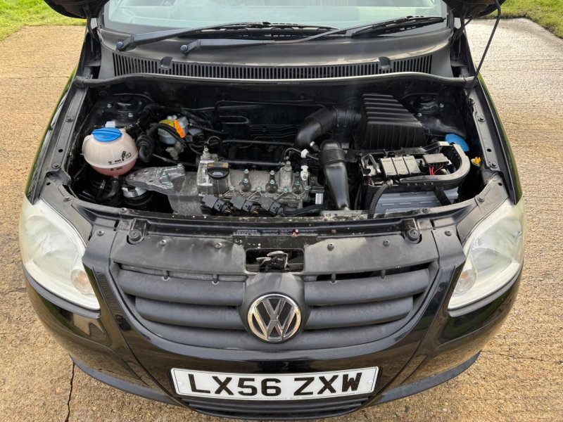 VOLKSWAGEN FOX