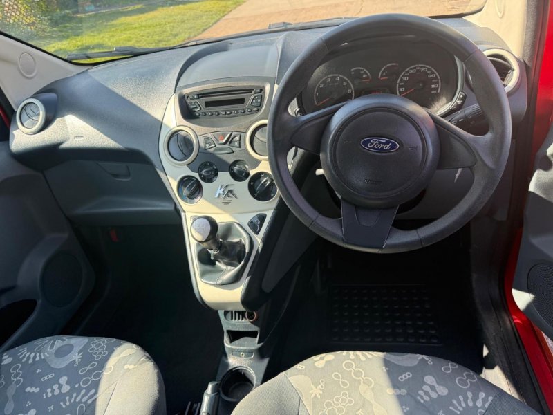 FORD KA