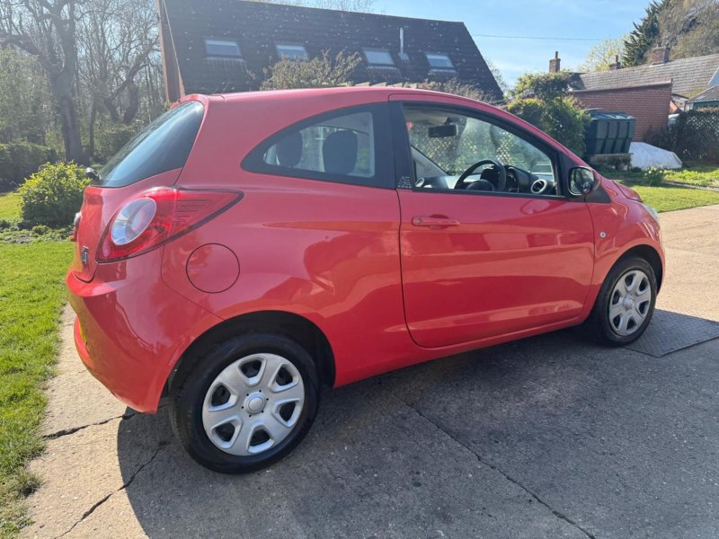 FORD KA