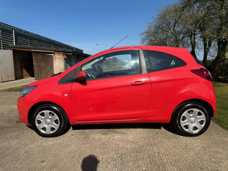 FORD KA