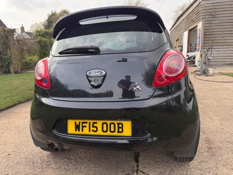 FORD KA