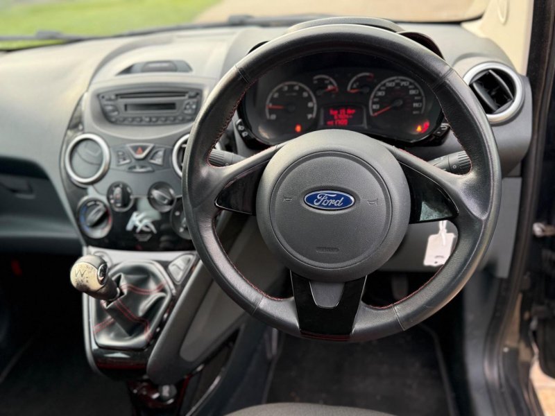 FORD KA
