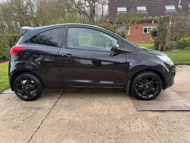 FORD KA