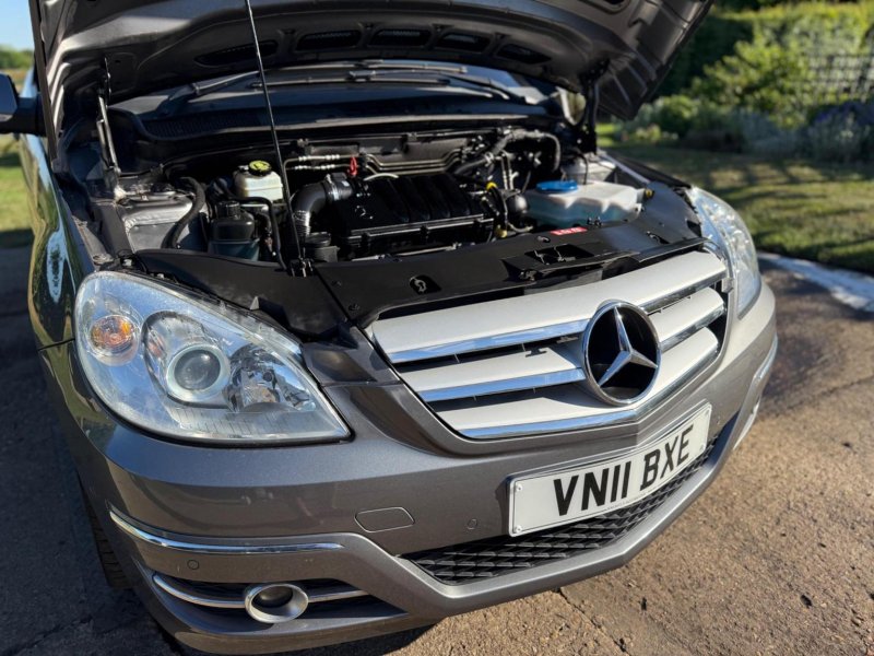 MERCEDES-BENZ B CLASS