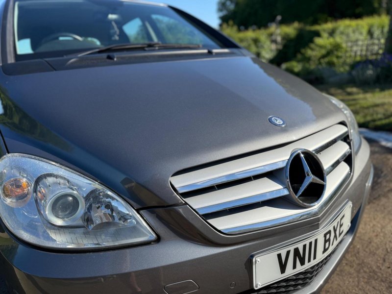 MERCEDES-BENZ B CLASS