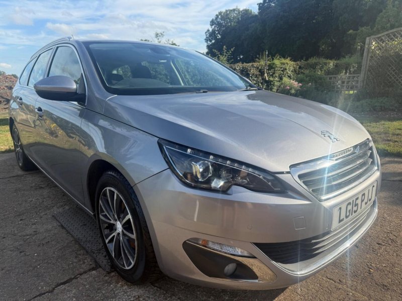 View PEUGEOT 308 1.6 BlueHDi Allure Euro 6 (s/s) 5dr