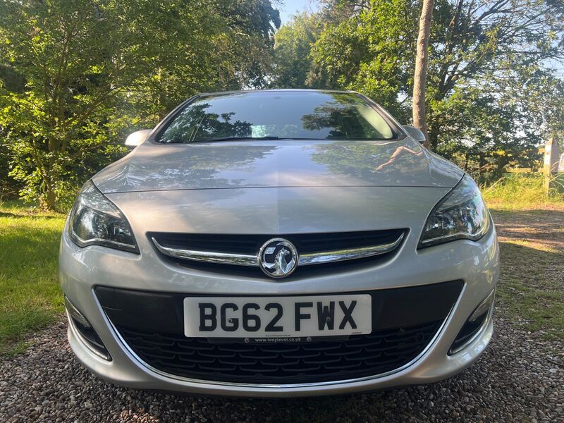 View VAUXHALL ASTRA 1.7 CDTi ecoFLEX SRi Euro 5 (s/s) 5dr