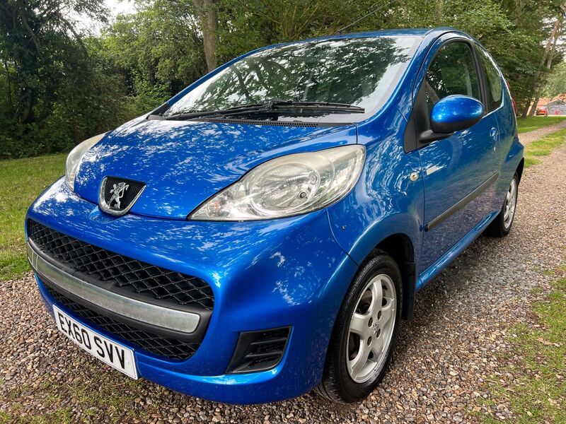 PEUGEOT 107