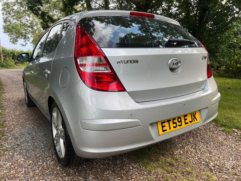 HYUNDAI I30